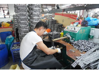 五金车间